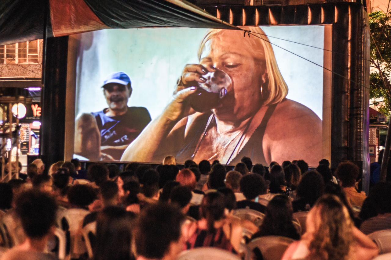 LEDA: Documentário sobre moradora da Nova Holanda agrada público em sua primeira exibição