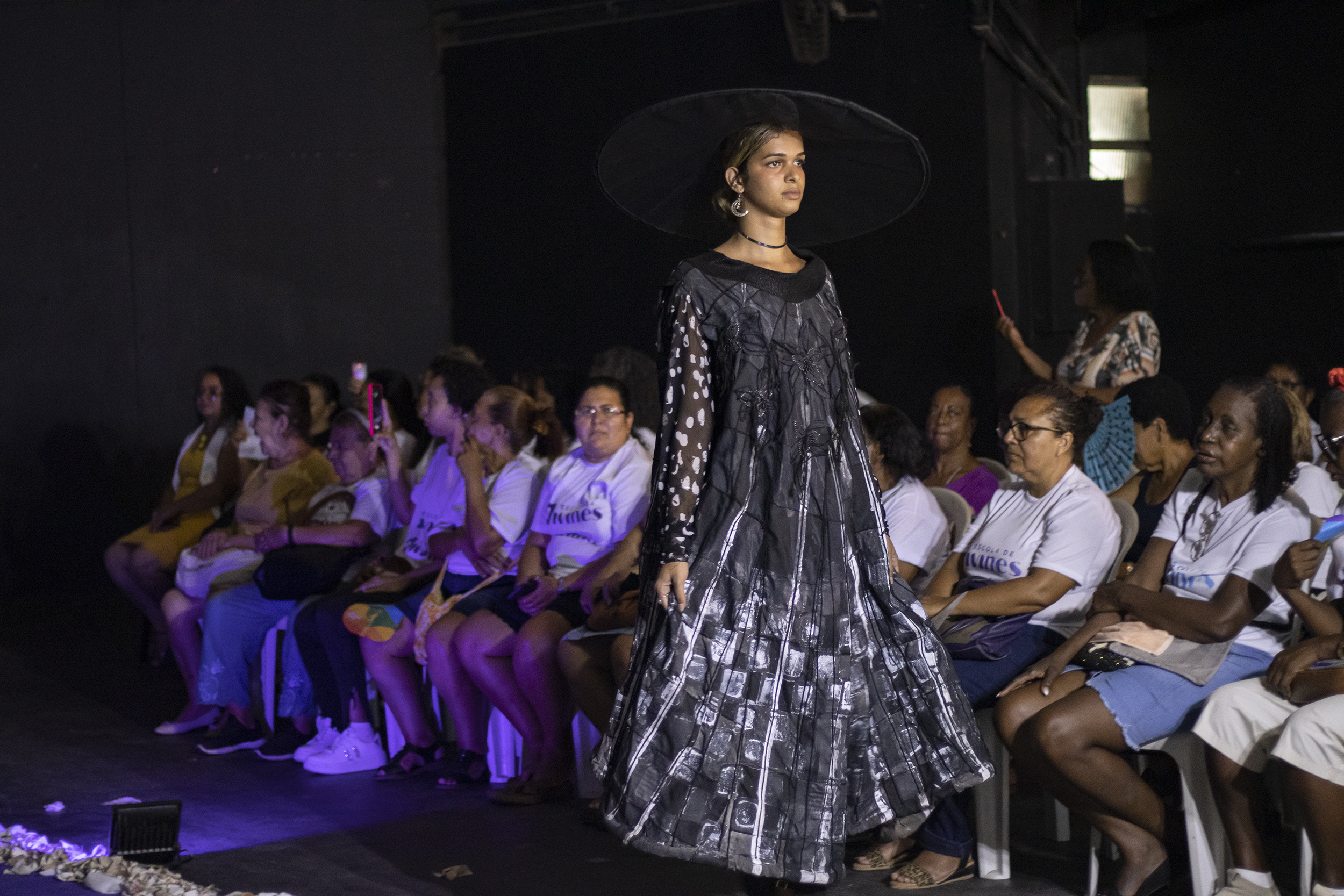 1º Desfile de moda sustentável acontece no Museu da Maré