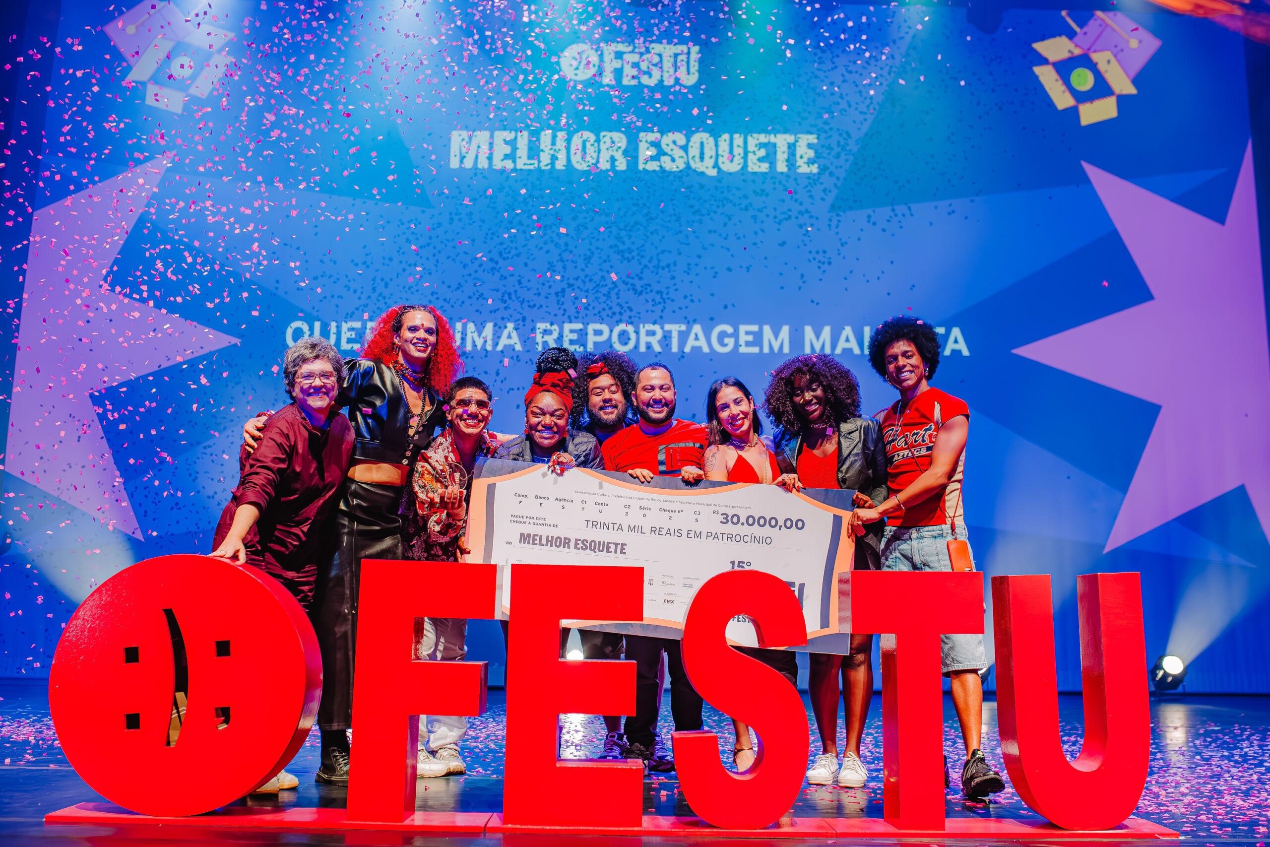 Coletivo Corte, da Maré, vence Festu como melhor esquete teatral