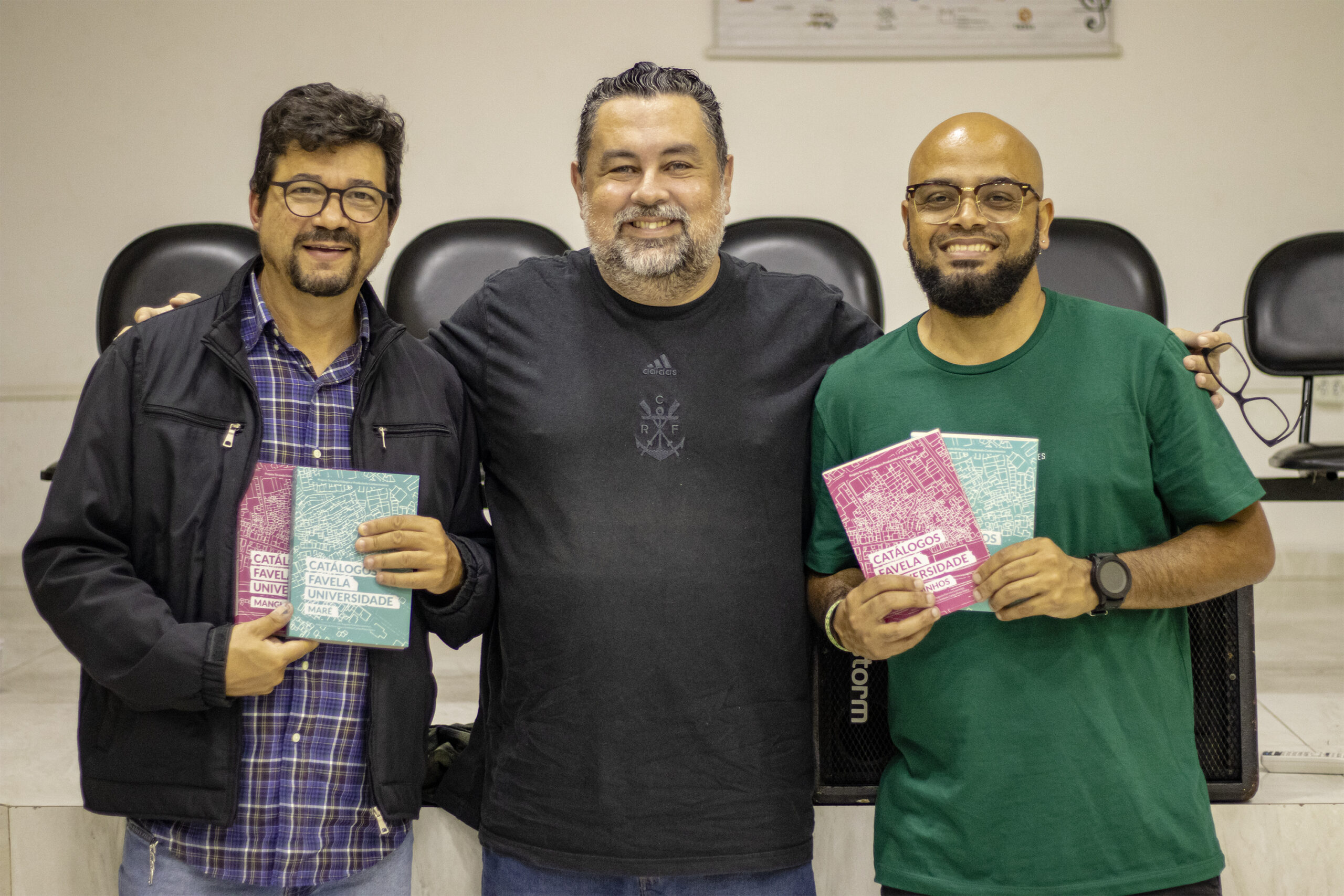 Fórum Favela Universidade lança catálogos com centenas de produções acadêmicas sobre a Maré e Manguinhos